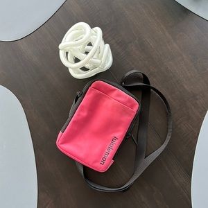 Lululemon - Crossbody